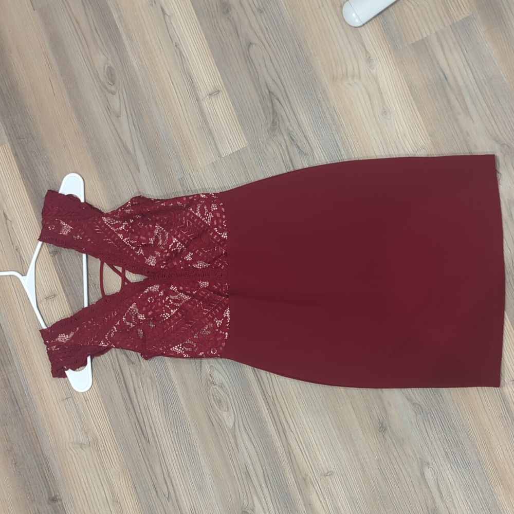 Lulus burgundy dress